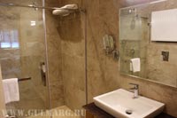 Отель Kolahoi ванная комната